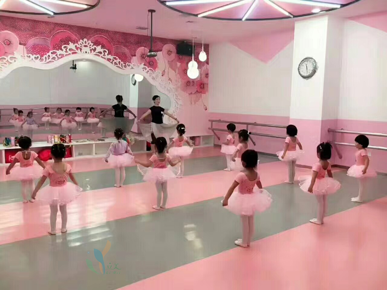 舞蹈PVC地胶